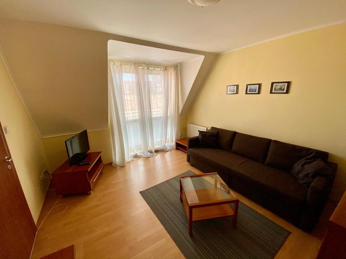Penzion Le Monde Hotell Bardejov Exteriör bild